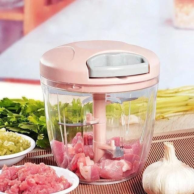 Hand operated vegetable cutter