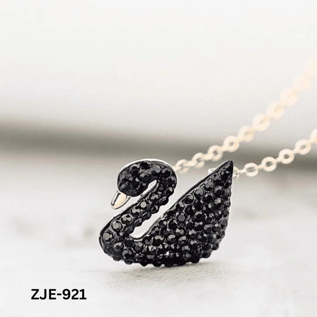 Sparkling Crystal Swan Pendant Necklace | Rose Gold & Silver Chain Jewelry for Women