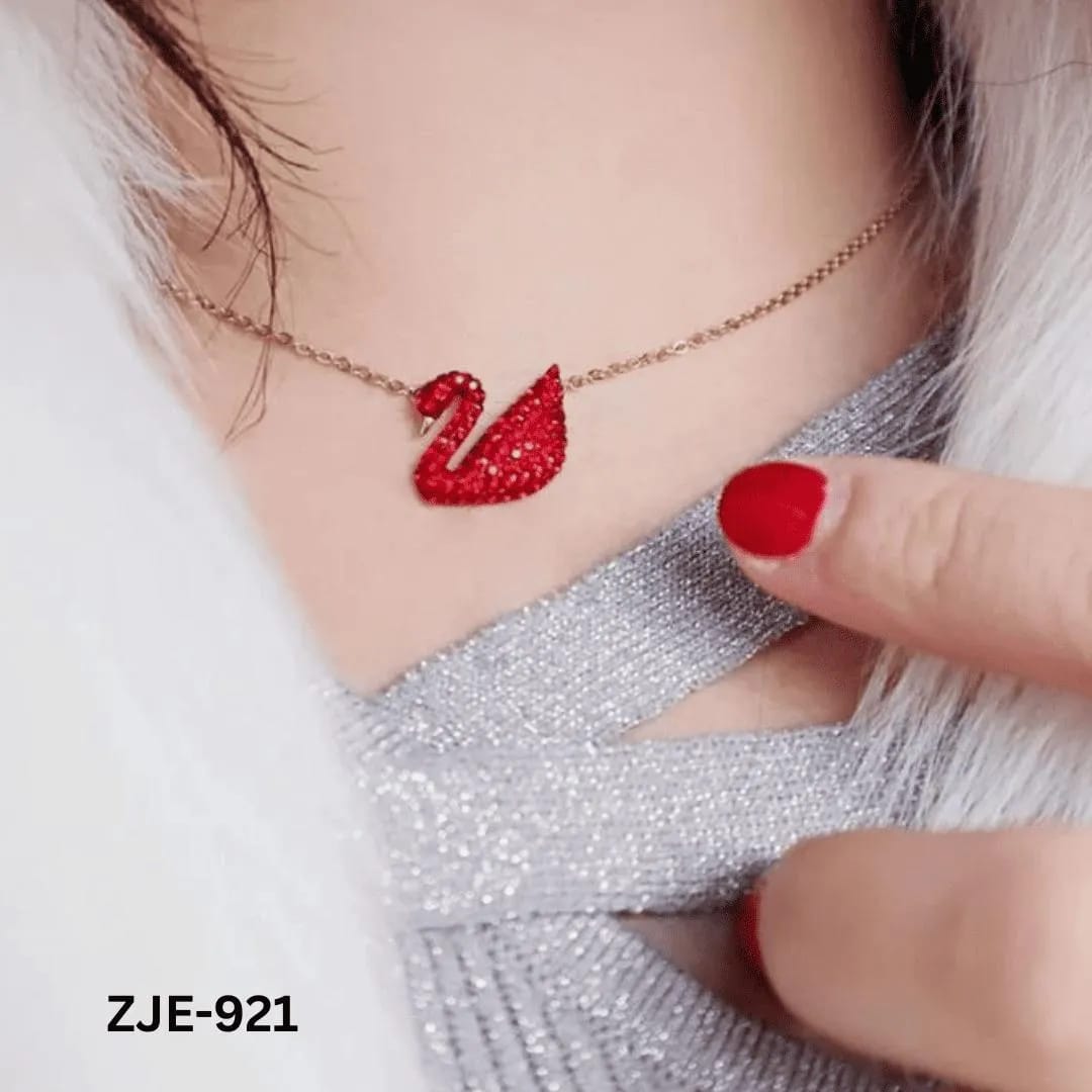 Sparkling Crystal Swan Pendant Necklace | Rose Gold & Silver Chain Jewelry for Women